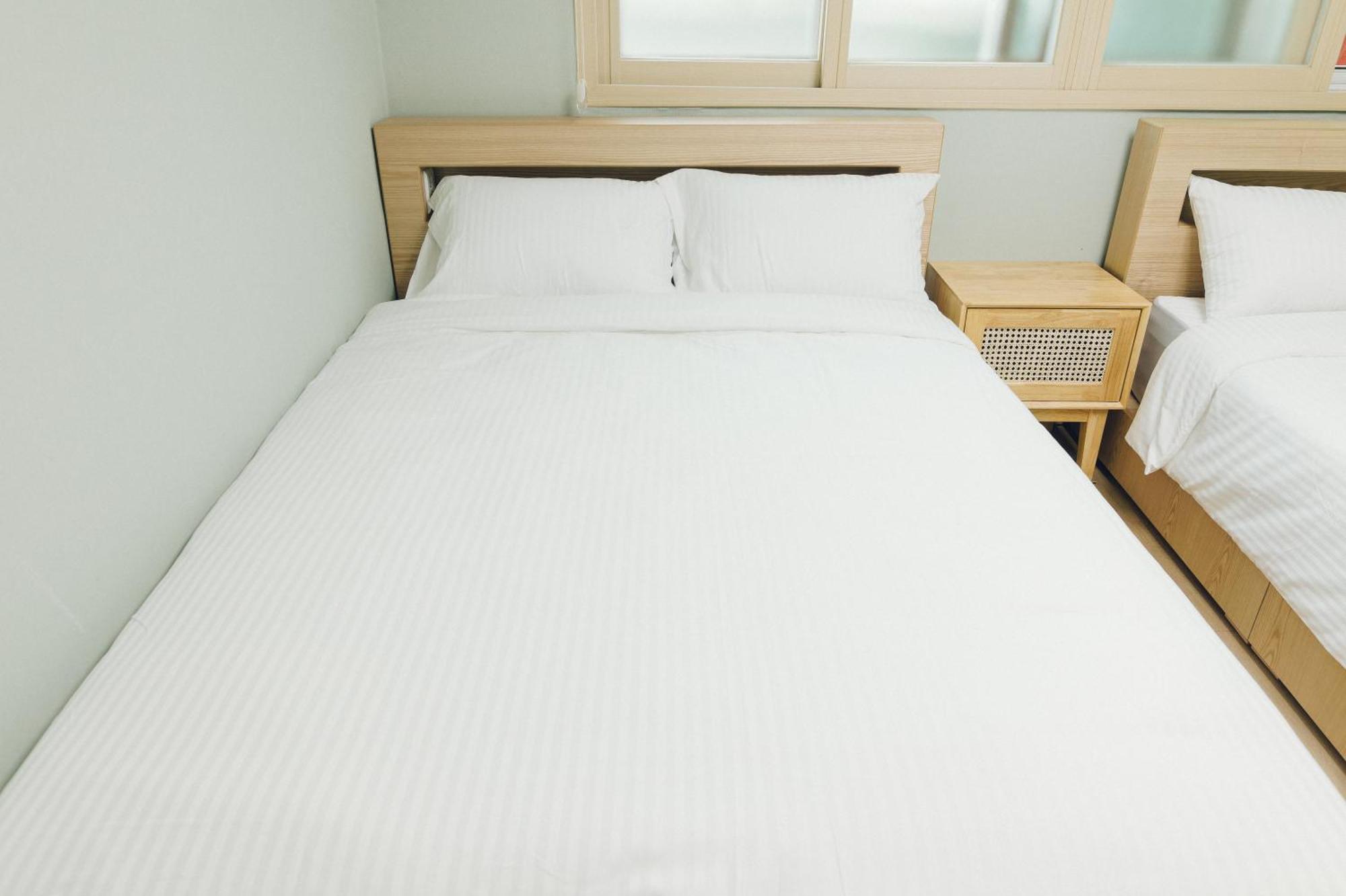 Hongdae Luxury: Family-friendly Private House With Open Balcony