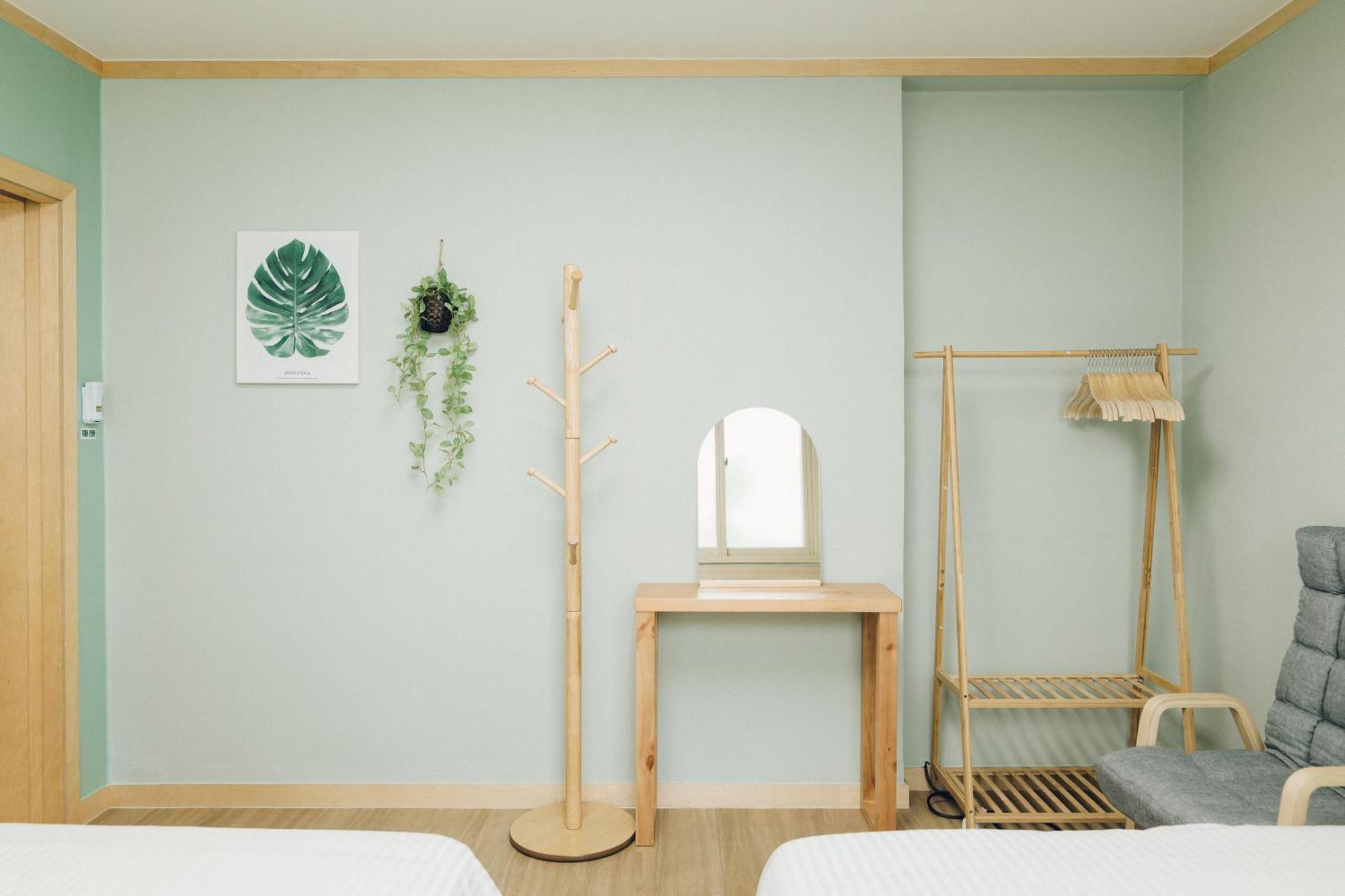 Hongdae Luxury: Family-friendly Private House With Open Balcony Villa *