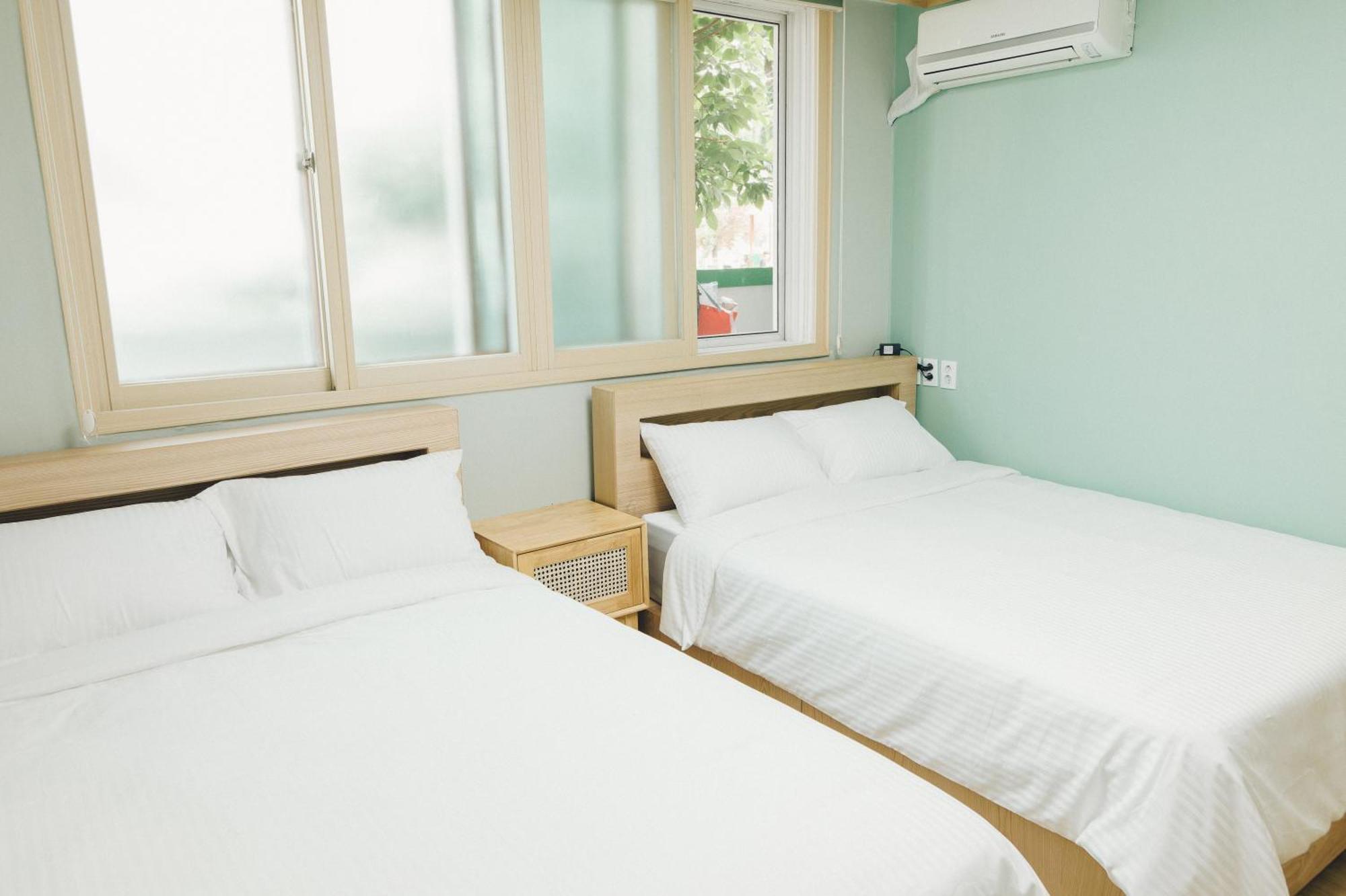 Hongdae Luxury: Family-friendly Private House With Open Balcony Villa *