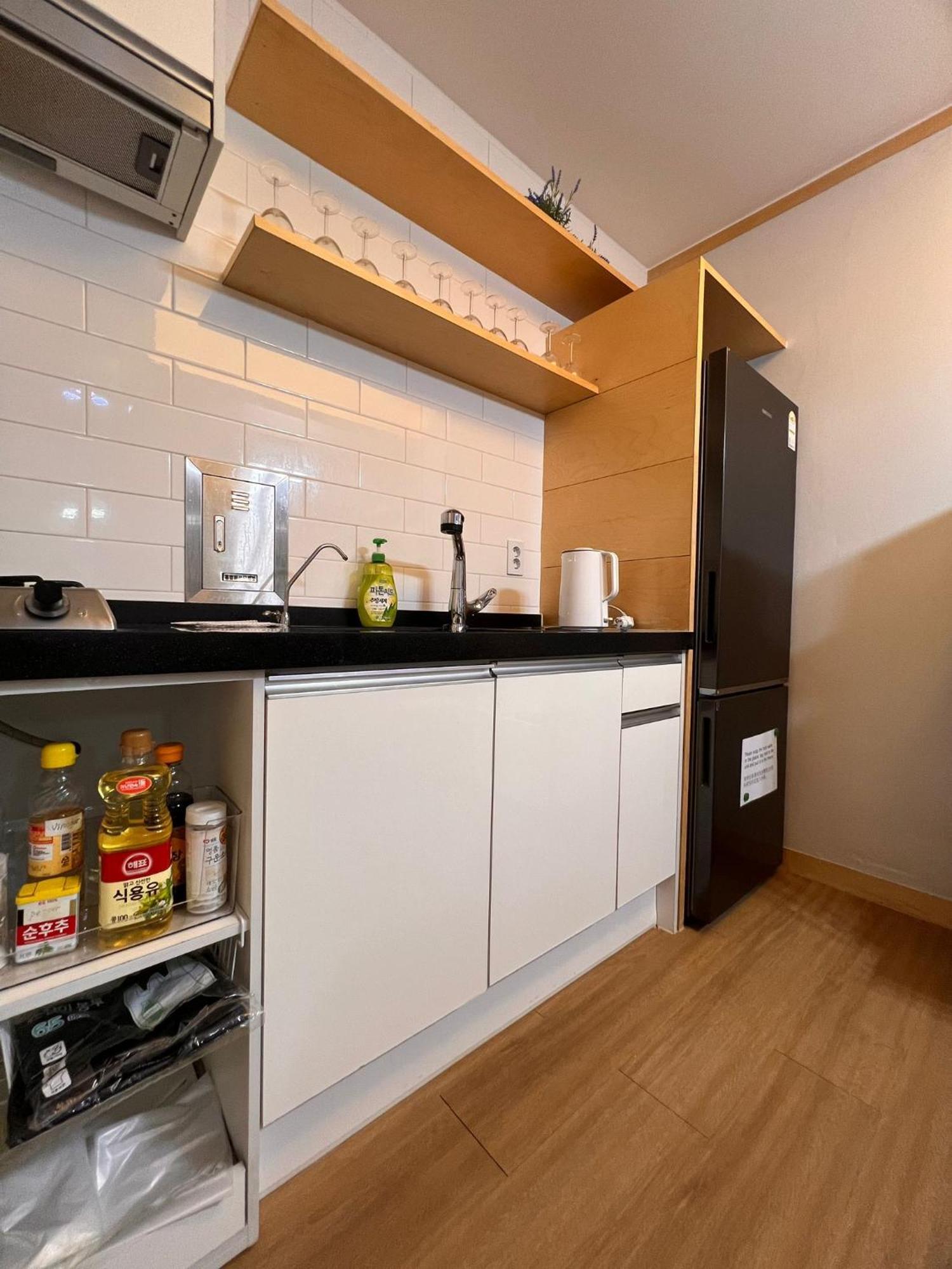 Villa Hongdae Luxury: Family-friendly Private House With Open Balcony *