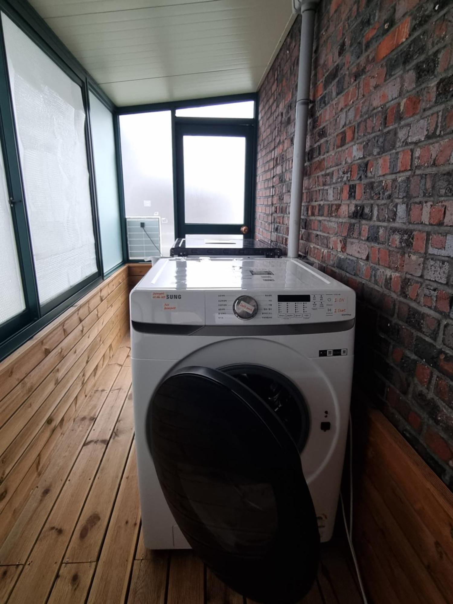 Hongdae Luxury: Family-friendly Private House With Open Balcony Seoul